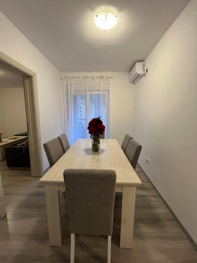 Orlando Apartman โกตอร์ ภายนอก รูปภาพ