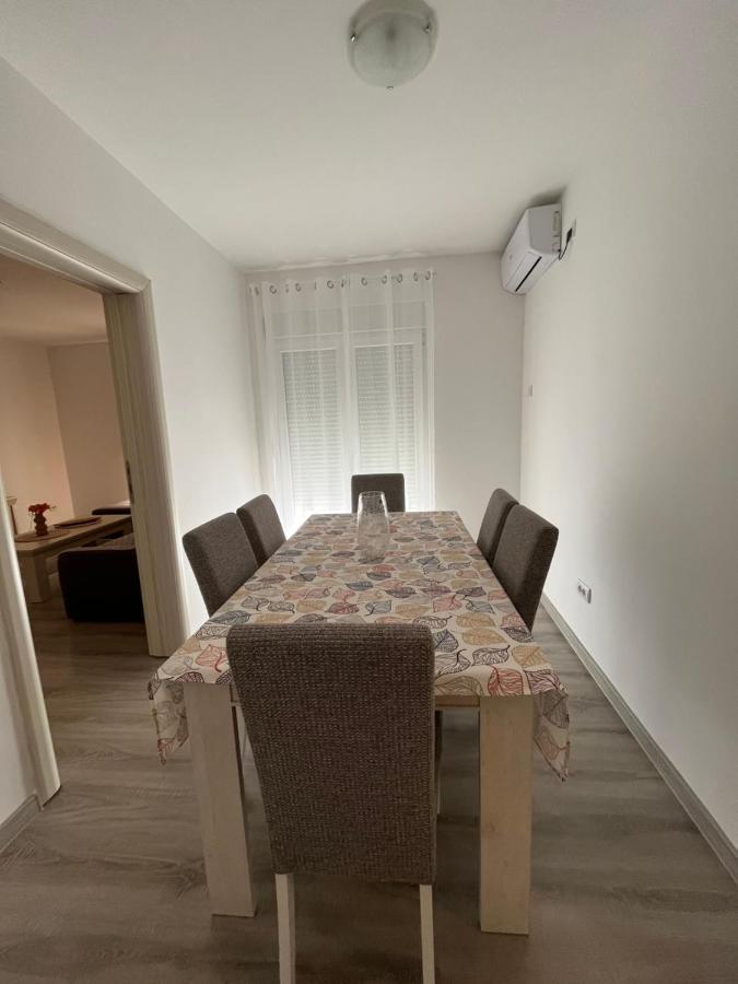 Orlando Apartman โกตอร์ ภายนอก รูปภาพ